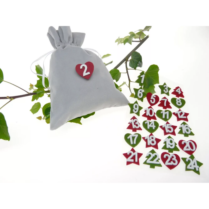 Dekorieren & Einrichten adventskalender cijfers vilt met hout, boom, ster & hart, rood-groen, 1 st