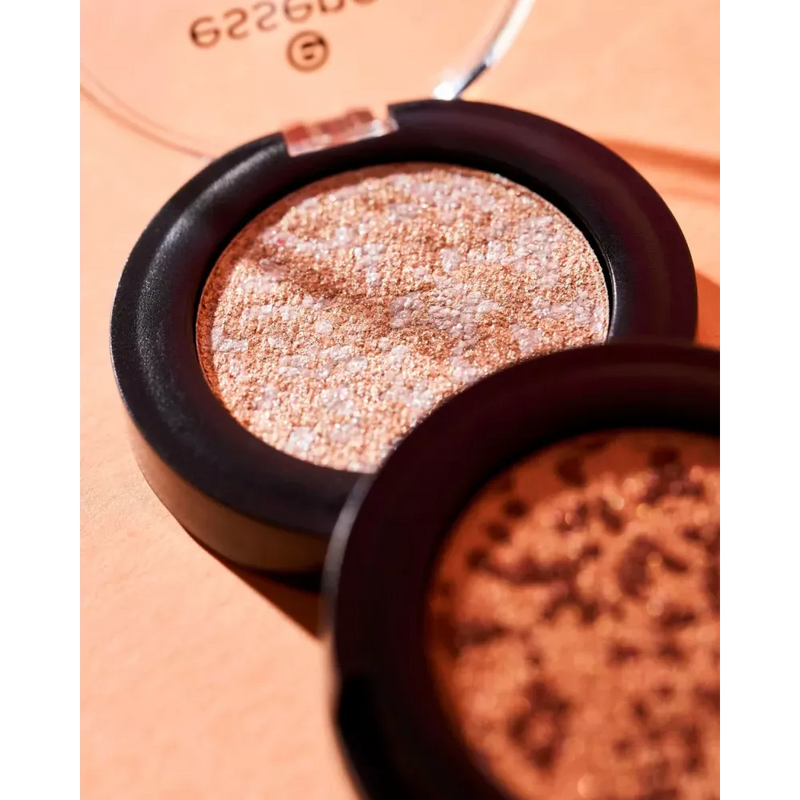 essence Oogschaduw Soft Touch 03 Eternity, 2 g