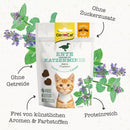 GIMCAT Snack pour chats, Snack croquant au canard et à l'herbe à chat, 50 g