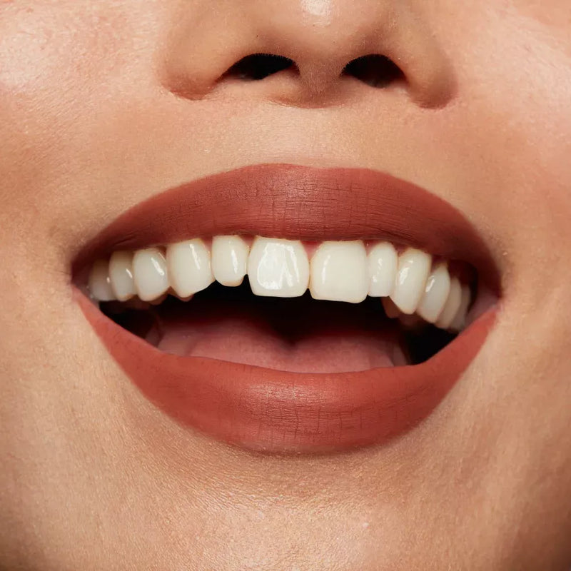 NYX PROFESSIONAL MAKEUP Lipgloss Lingerie XXL Matte 29 Hot Caramelo, 4 ml