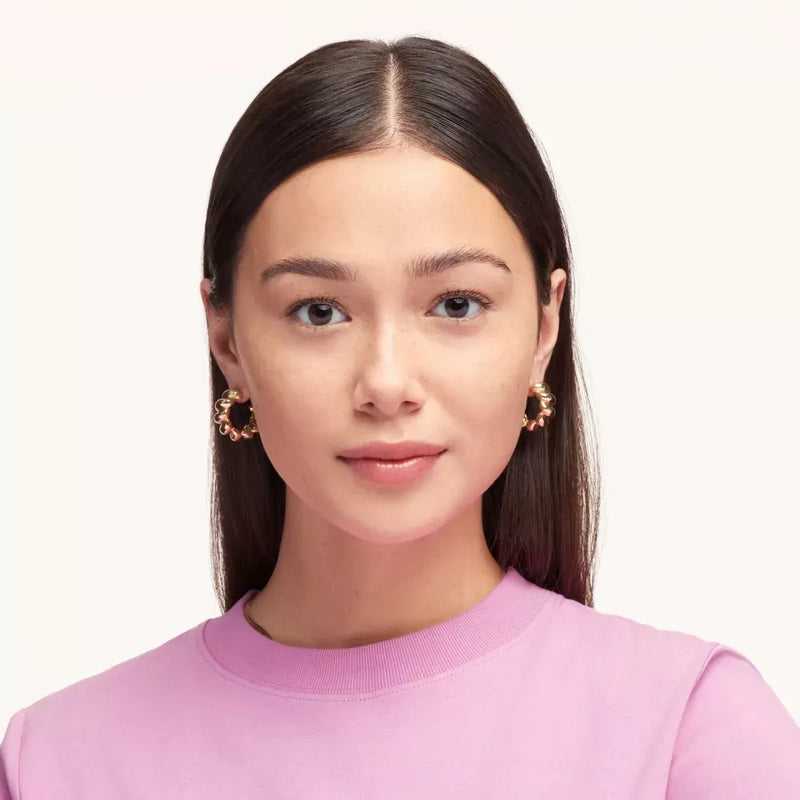 Essence Anti-cernes Multitâche 10 Pêche Ivoire, 3 ml