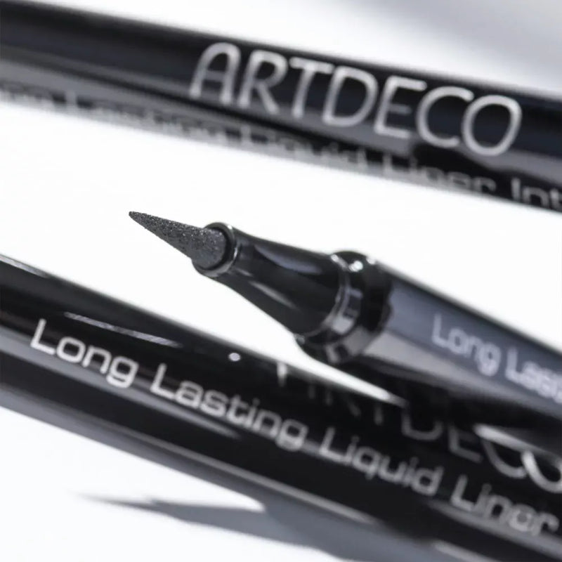 ARTDECO Long Lasting Liquid Liner Intense black line 01, 0,6 ml
