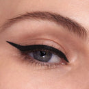 Maybelline New York Eyeliner Hyper Easy Liquid Liner 801 Noir Mat, 1 pièce